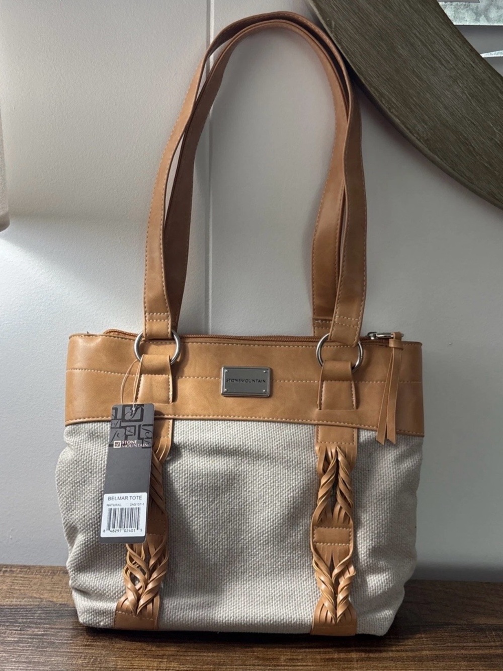 Stone Mountain Accessories Tan and Cream Shoulder Tote